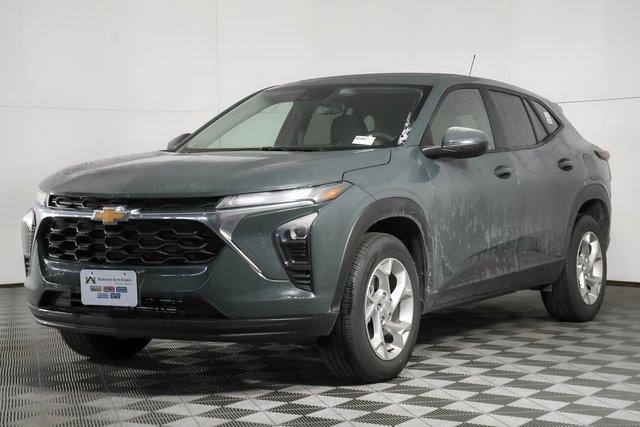 2025 Chevrolet Trax Vehicle Photo in PUYALLUP, WA 98371-4149