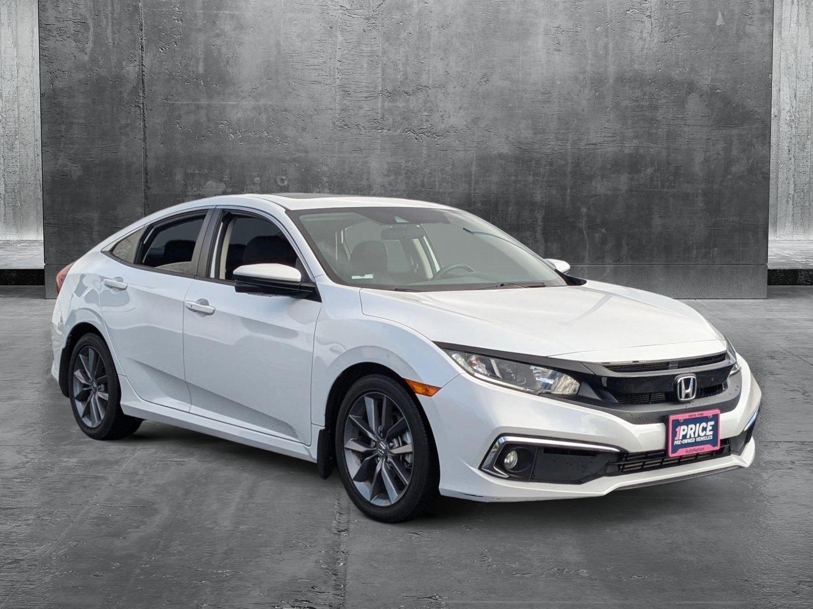 2019 Honda Civic Sedan Vehicle Photo in VALENCIA, CA 91355-1705