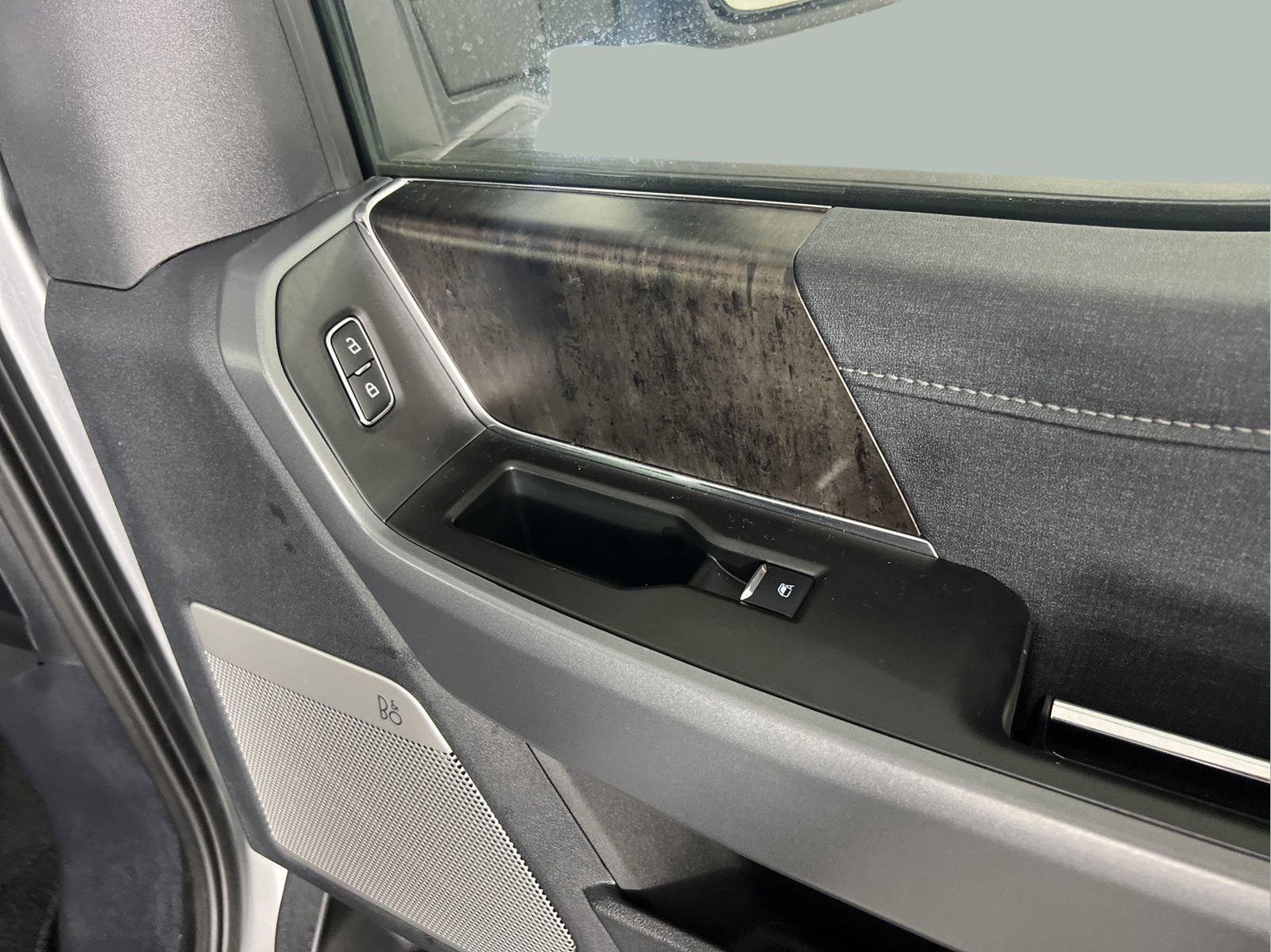 2024 Ford Super Duty F-250 SRW Vehicle Photo in GEORGETOWN, TX 78626-7508