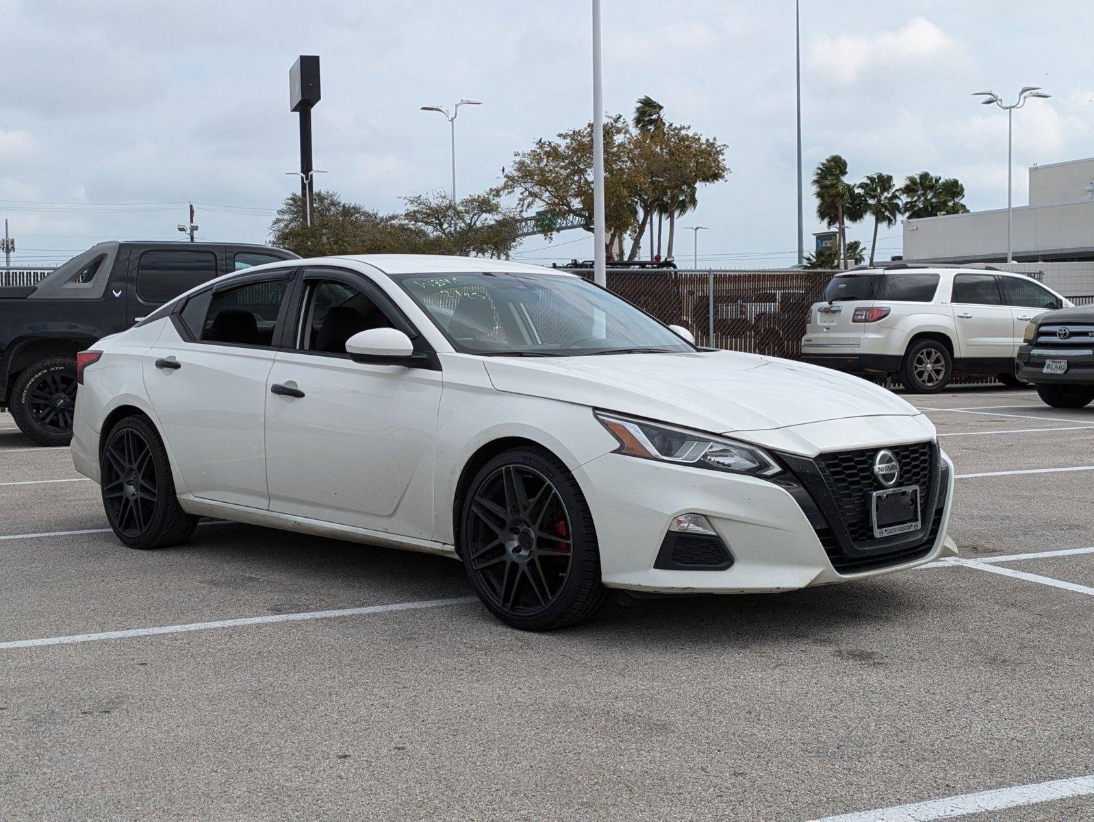 2020 Nissan Altima Vehicle Photo in Corpus Christi, TX 78415