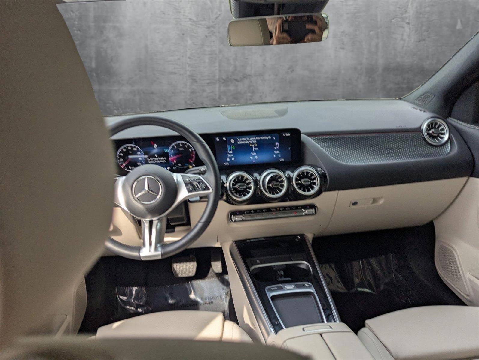 2025 Mercedes-Benz GLA Vehicle Photo in Delray Beach, FL 33444