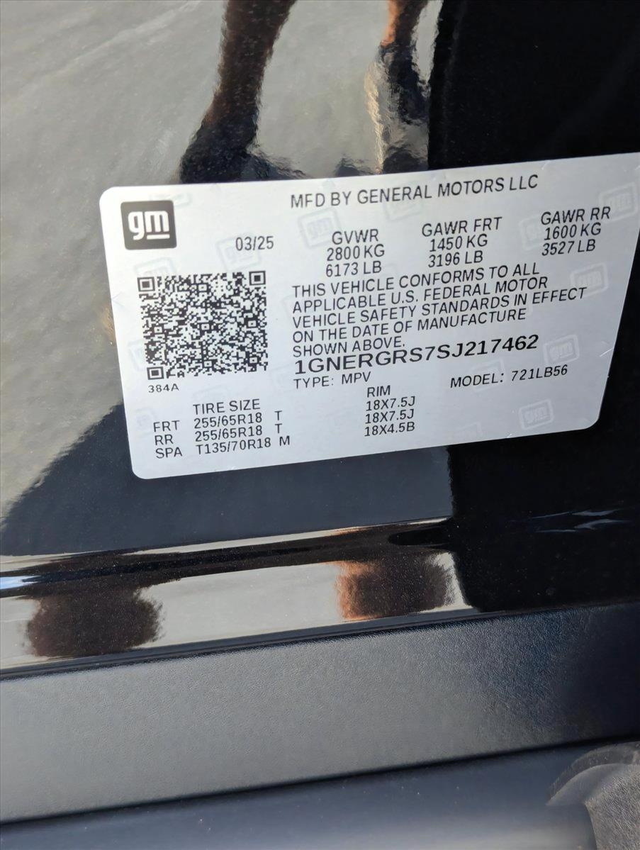 2025 Chevrolet Traverse Vehicle Photo in PEMBROKE PINES, FL 33024-6534