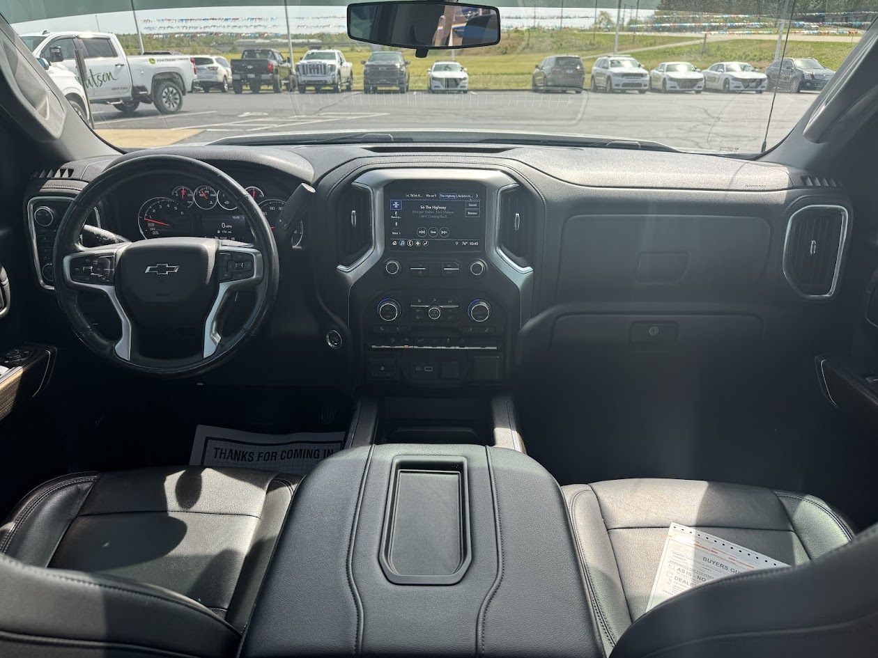 2019 Chevrolet Silverado 1500 Vehicle Photo in BOONVILLE, IN 47601-9633