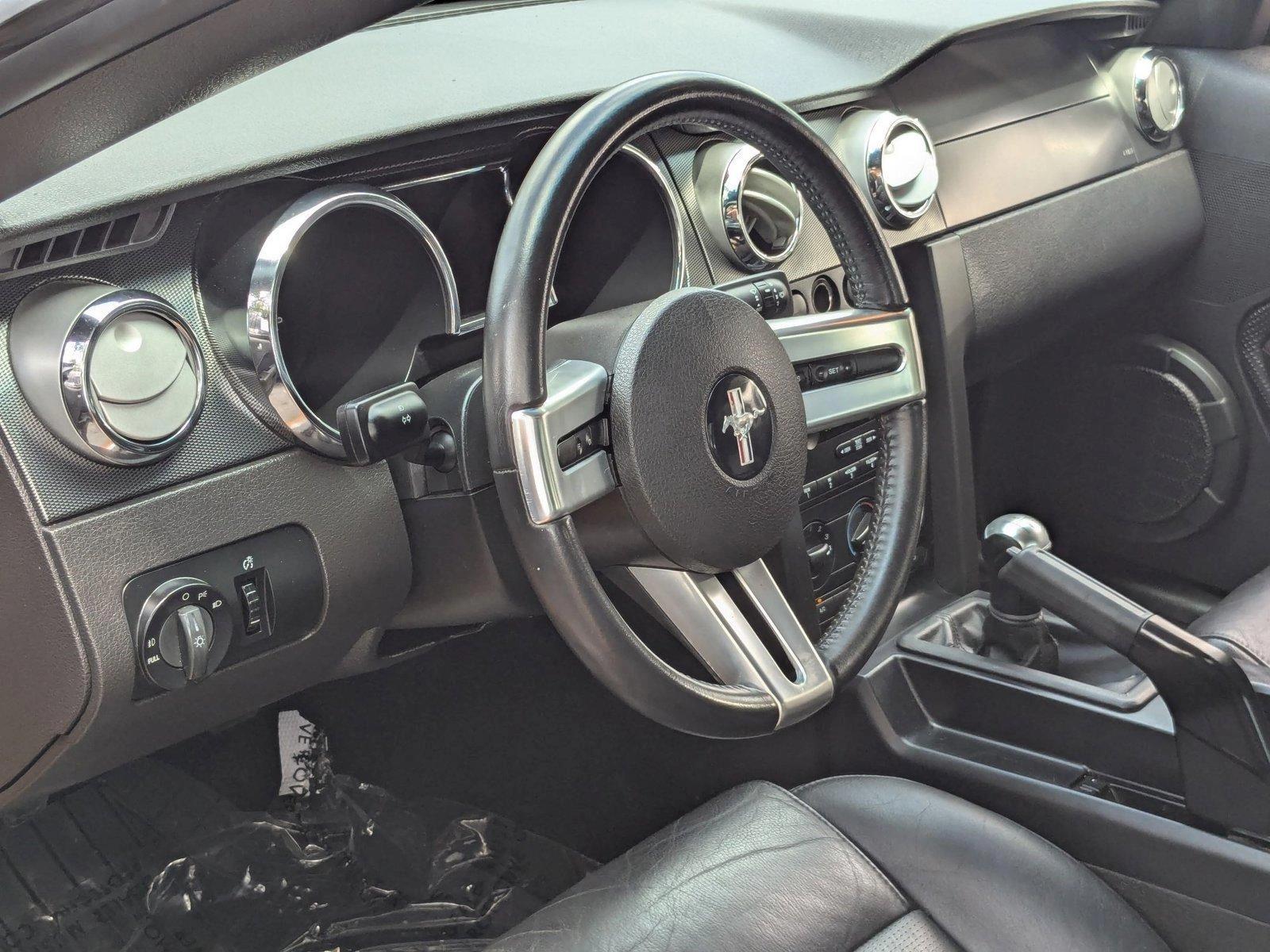 2007 Ford Mustang Vehicle Photo in Tampa, FL 33614