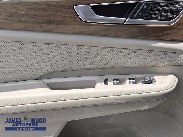 2025 Volkswagen Atlas Vehicle Photo in DENTON, TX 76210-9321
