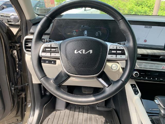 2023 Kia Telluride Vehicle Photo in MOON TOWNSHIP, PA 15108-2571