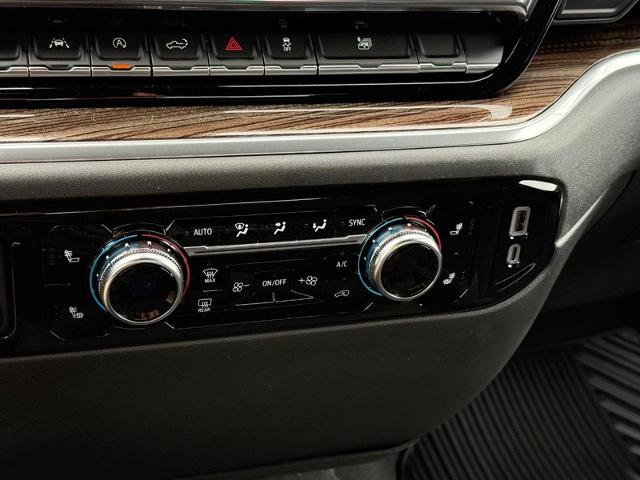 2025 GMC Sierra 1500 Vehicle Photo in COLUMBIA, MO 65203-3903