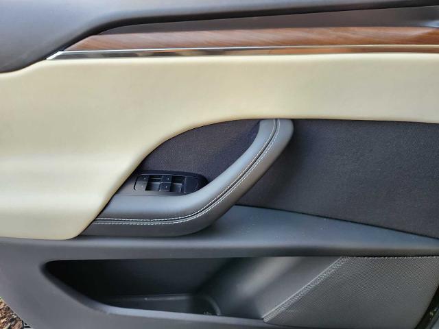 2023 Tesla Model X Vehicle Photo in HOUSTON, TX 77079
