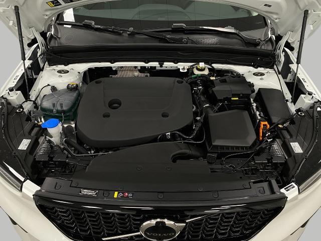 2025 Volvo XC40 Vehicle Photo in Appleton, WI 54913