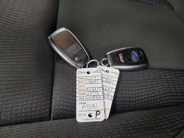 2024 Subaru Ascent Vehicle Photo in Green Bay, WI 54304