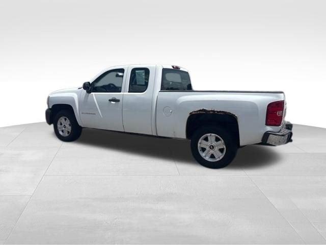 2011 Chevrolet Silverado 1500 Vehicle Photo in Fishers, IN 46038