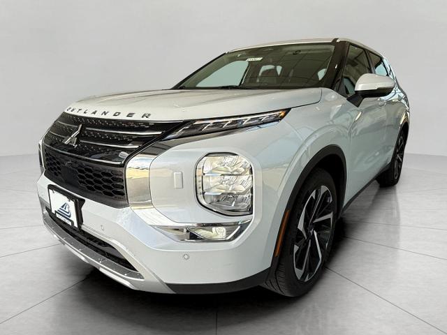 2023 Mitsubishi Outlander Vehicle Photo in Appleton, WI 54914