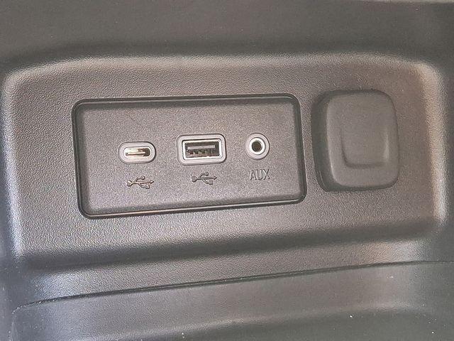2023 Chevrolet Equinox Vehicle Photo in DANBURY, CT 06810-5034