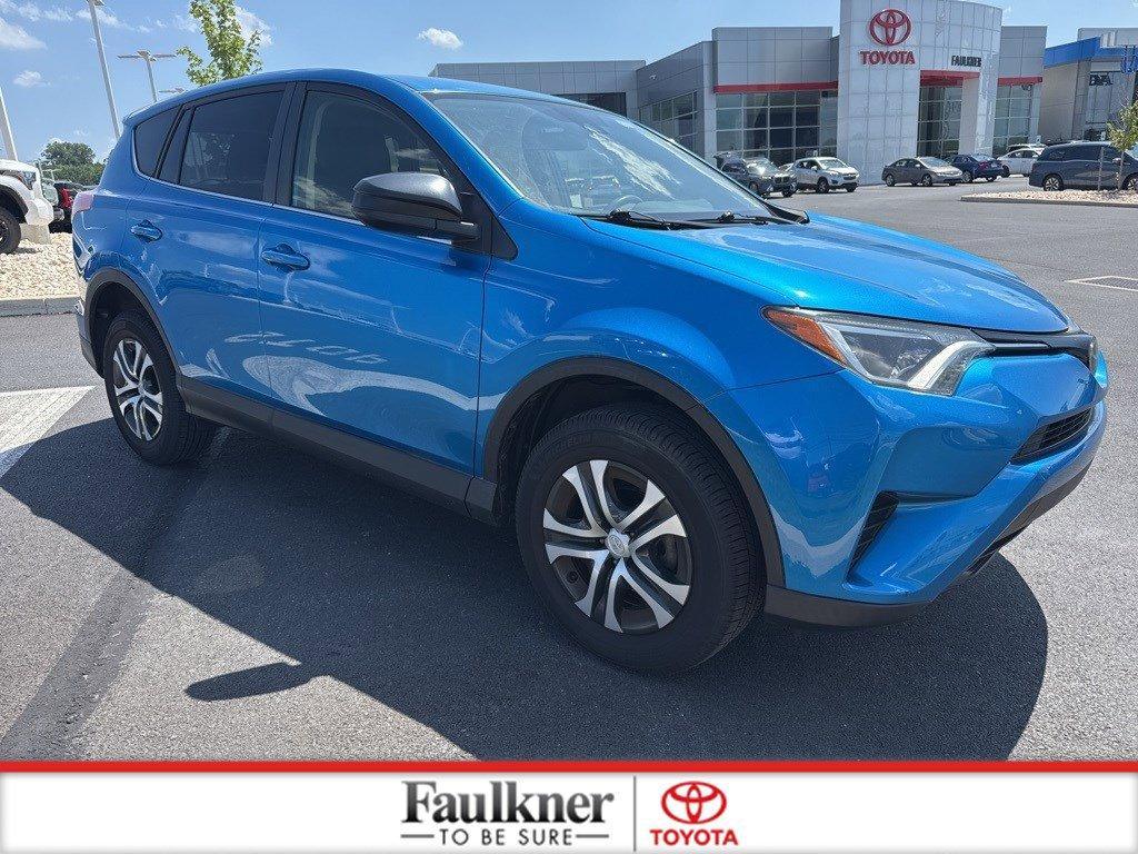 2018 Toyota RAV4 Vehicle Photo in Harrisburg, PA 17111