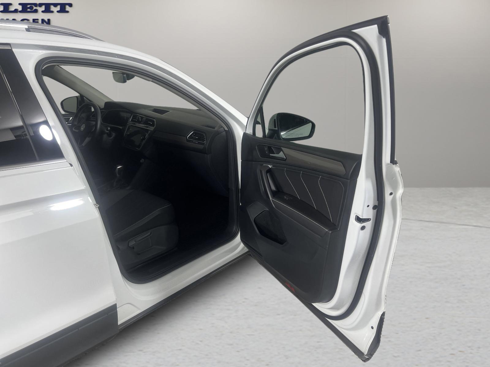 2024 Volkswagen Tiguan Vehicle Photo in Georgetown, TX 78626