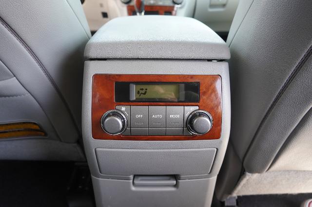2013 Toyota Highlander Vehicle Photo in Riverdale, UT 84405