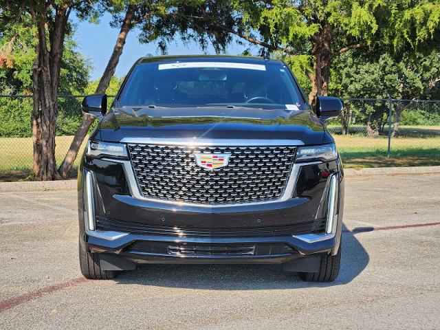2022 Cadillac Escalade Vehicle Photo in DENTON, TX 76210-9321