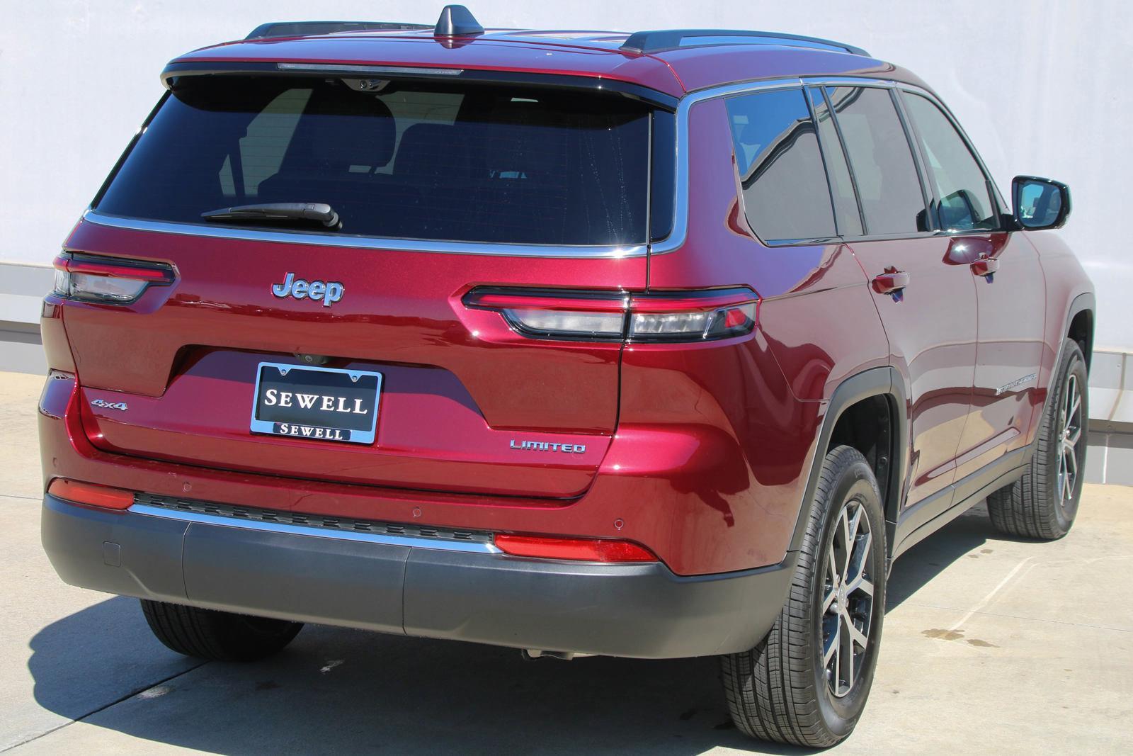 2024 Jeep Grand Cherokee L Vehicle Photo in SUGAR LAND, TX 77478