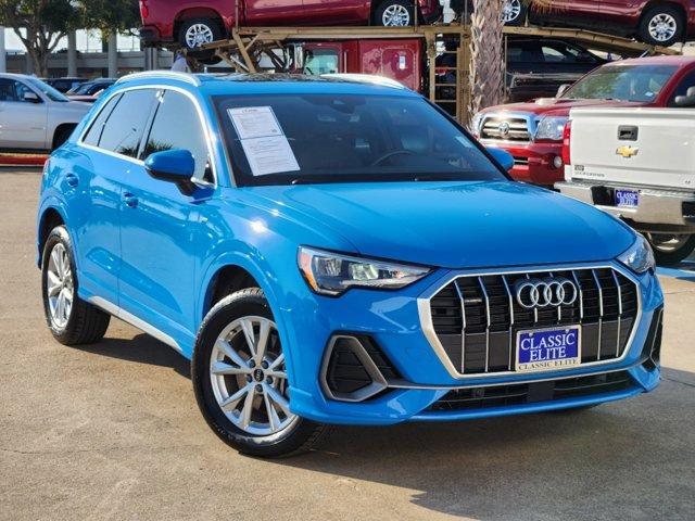 2022 Audi Q3 Vehicle Photo in SUGAR LAND, TX 77478-0000