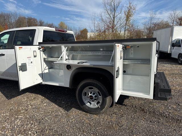 2024 GMC Sierra 2500 HD Vehicle Photo in MEDINA, OH 44256-9631