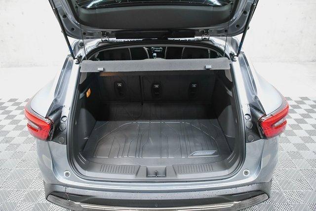 2025 Chevrolet Trax Vehicle Photo in EVERETT, WA 98203-5662