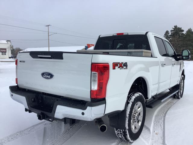 2019 Ford F-250 Super Duty Lariat photo 5