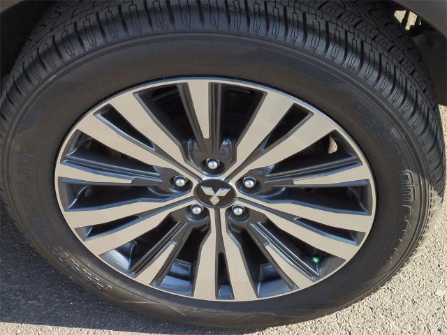 2020 Mitsubishi Outlander Vehicle Photo in GOODYEAR, AZ 85338-1310