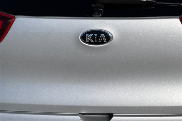 2019 Kia Niro Plug-In Hybrid Vehicle Photo in ELK GROVE, CA 95757-8703