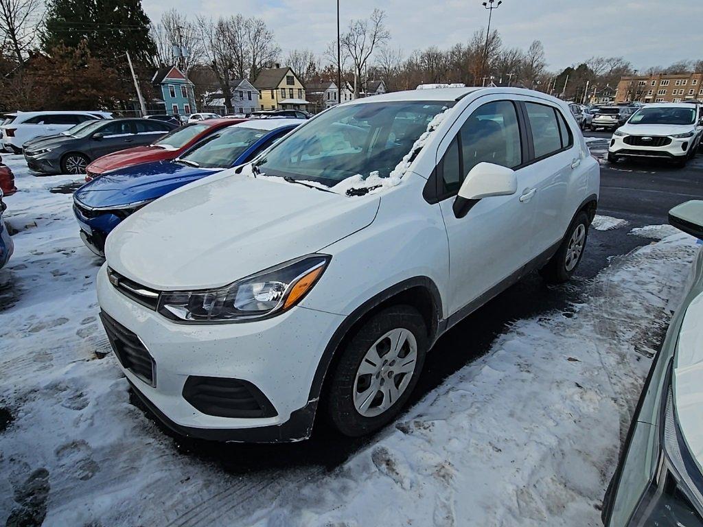 2018 Chevrolet Trax Vehicle Photo in AKRON, OH 44303-2185