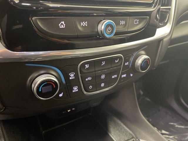 2021 Chevrolet Traverse Vehicle Photo in PHOENIX, AZ 85014-3381