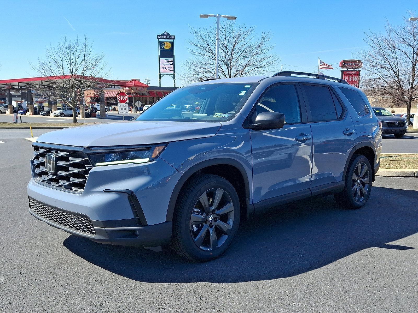 2025 Honda Pilot Vehicle Photo in Harrisburg, PA 17111