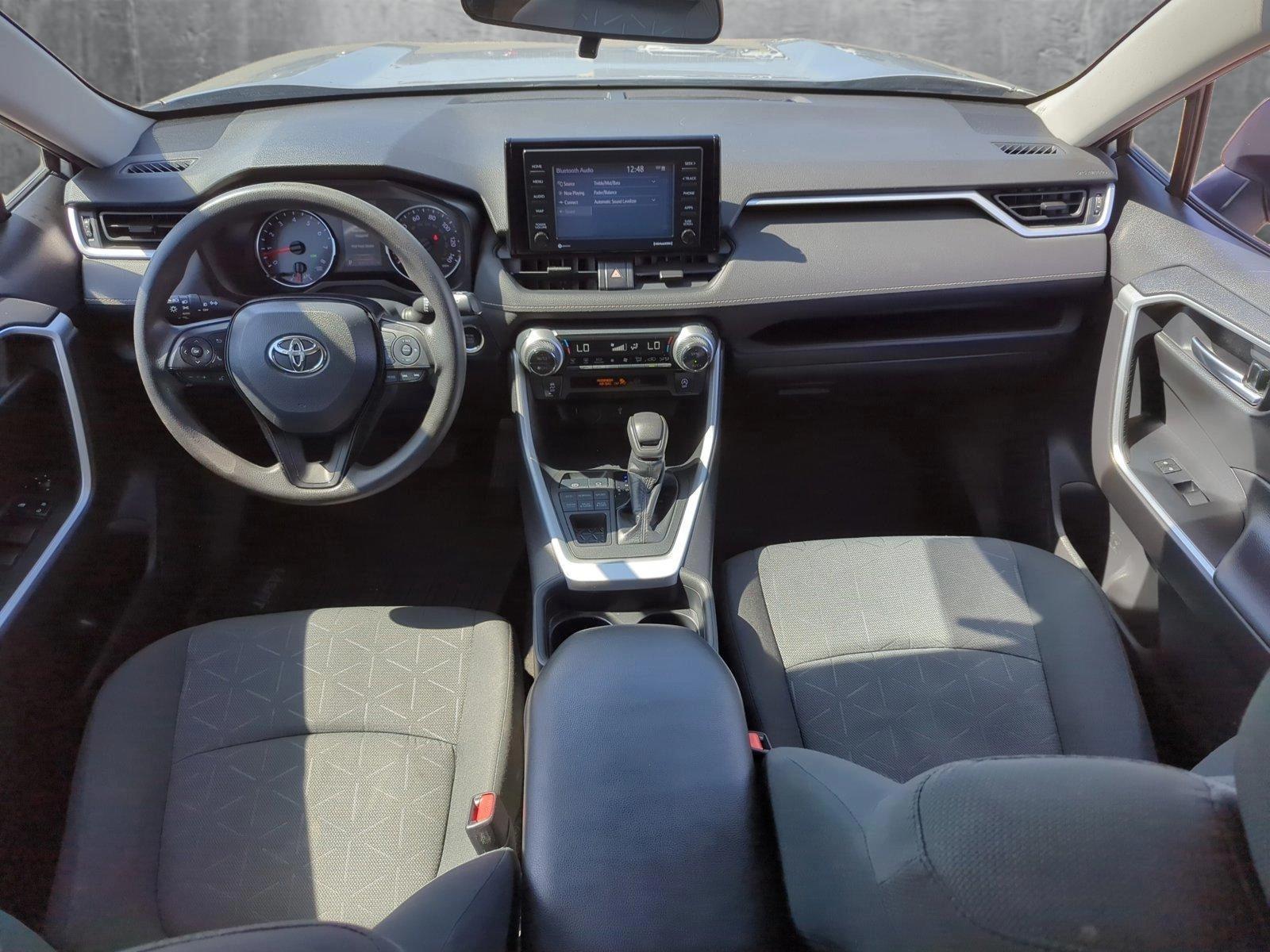 2020 Toyota RAV4 Vehicle Photo in Memphis, TN 38128