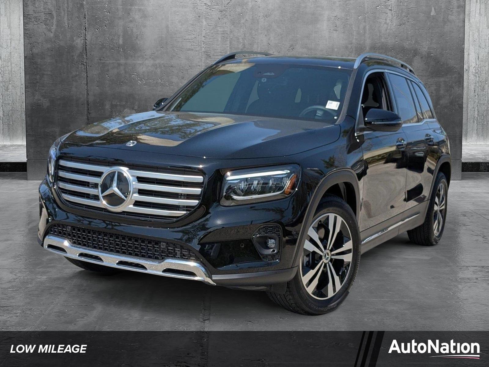 2025 Mercedes-Benz GLB Vehicle Photo in Miami, FL 33169