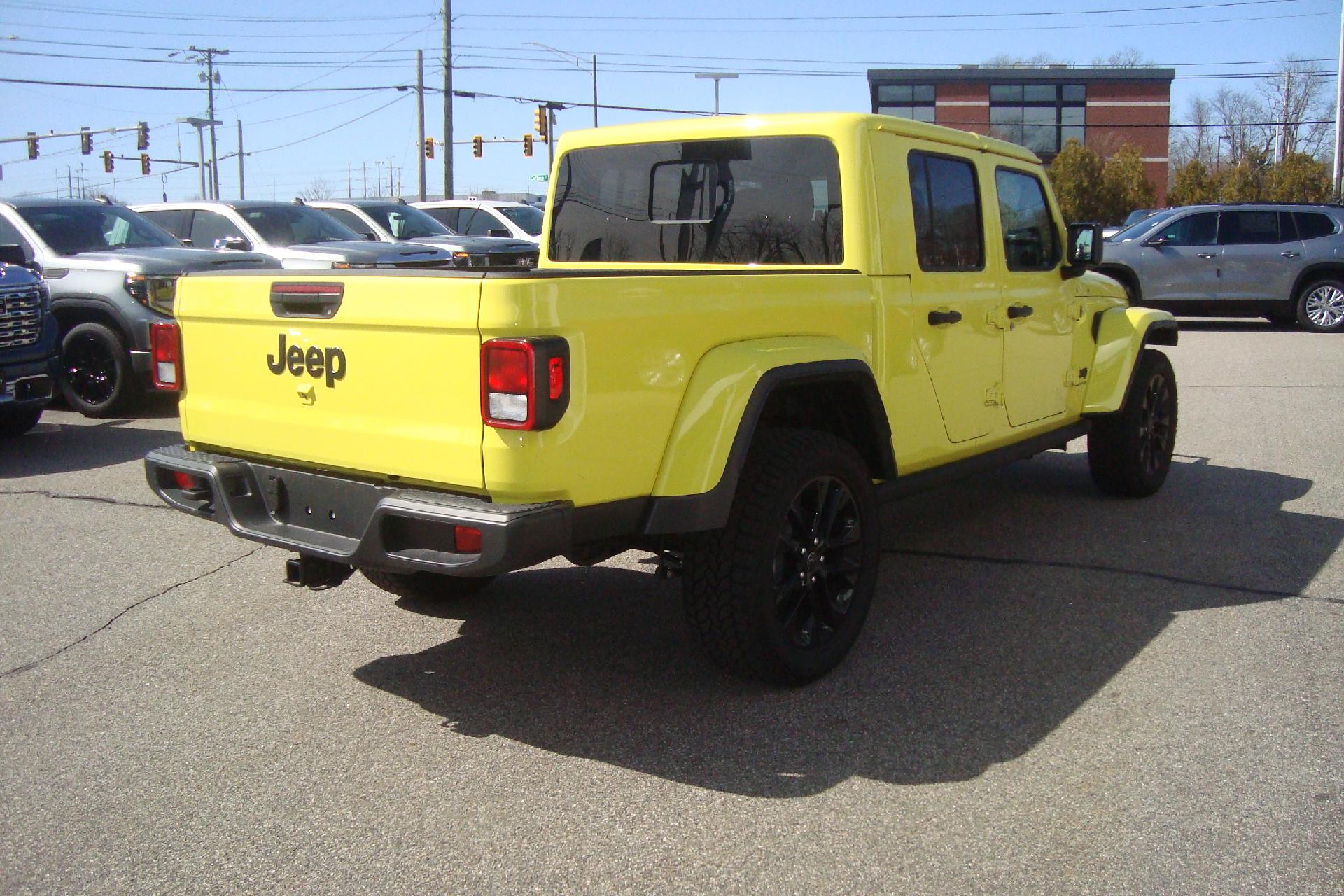 2024 Jeep Gladiator Vehicle Photo in PORTSMOUTH, NH 03801-4196