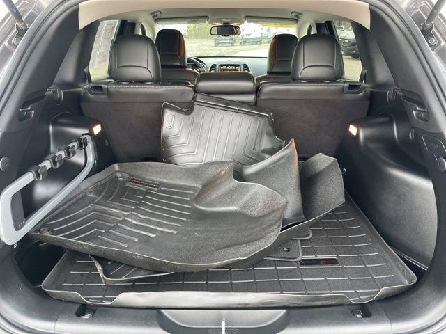 2017 Jeep Cherokee Vehicle Photo in MEDINA, OH 44256-9631