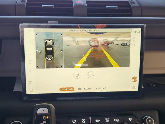 2025 Defender Vehicle Photo in AUSTIN, TX 78717