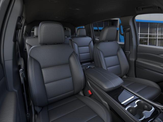 2025 Chevrolet Traverse Vehicle Photo in Roslyn, NY 11576