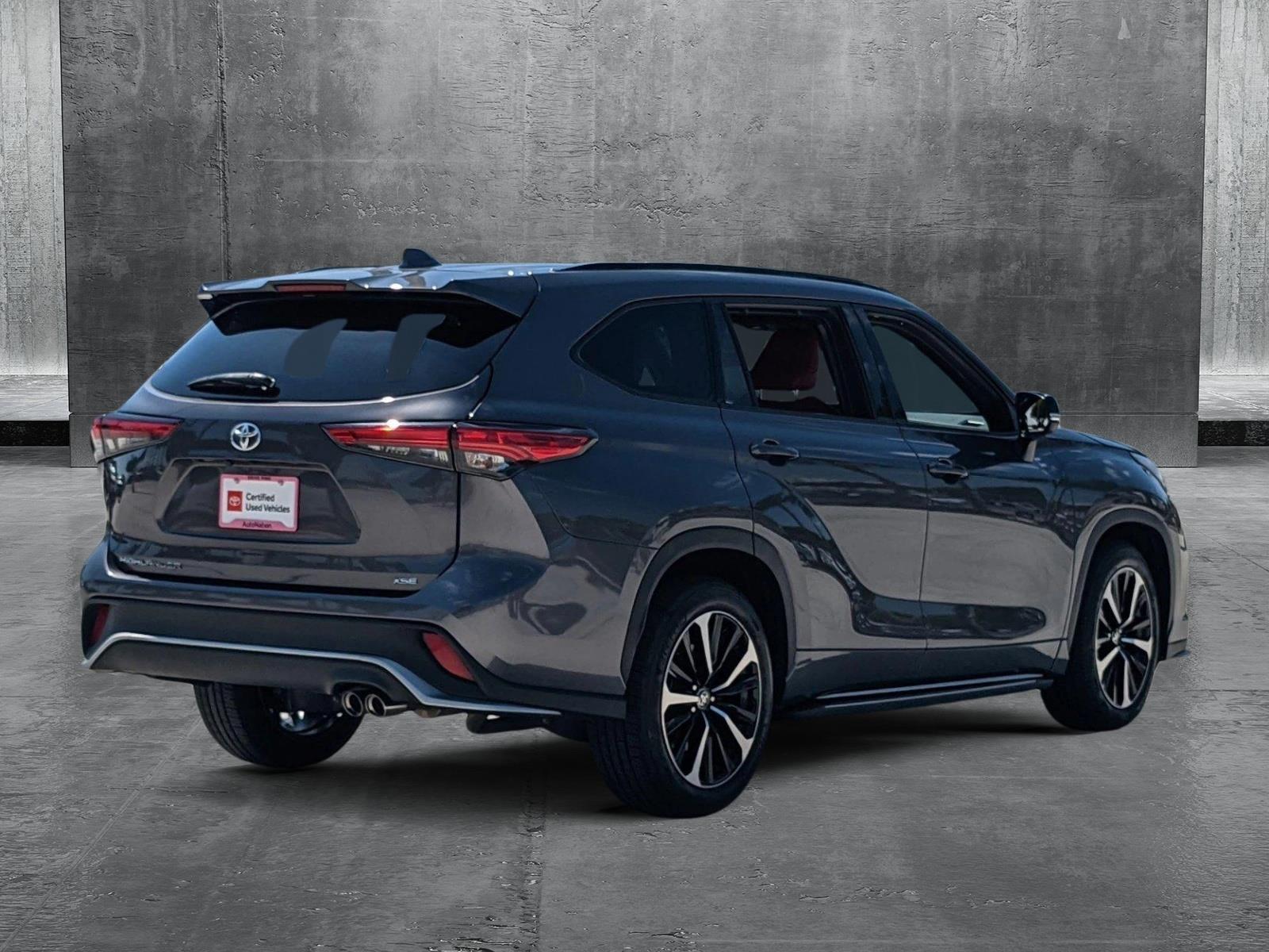 2021 Toyota Highlander Vehicle Photo in Davie, FL 33331
