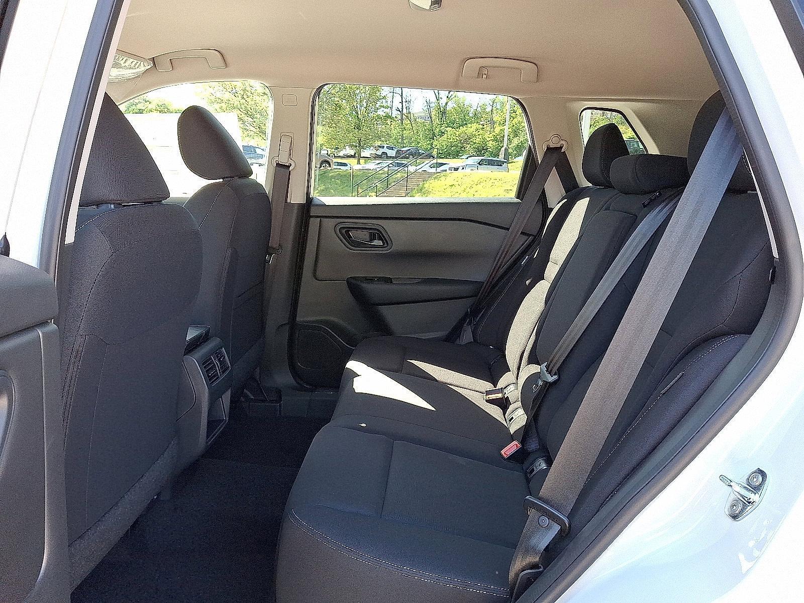 2025 Nissan Rogue Vehicle Photo in Mechanicsburg, PA 17050-2306