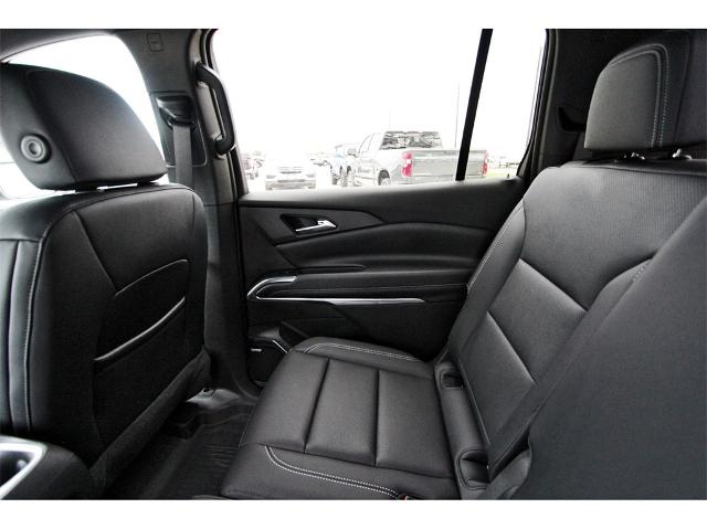 2025 Chevrolet Traverse Vehicle Photo in ROSENBERG, TX 77471-5675