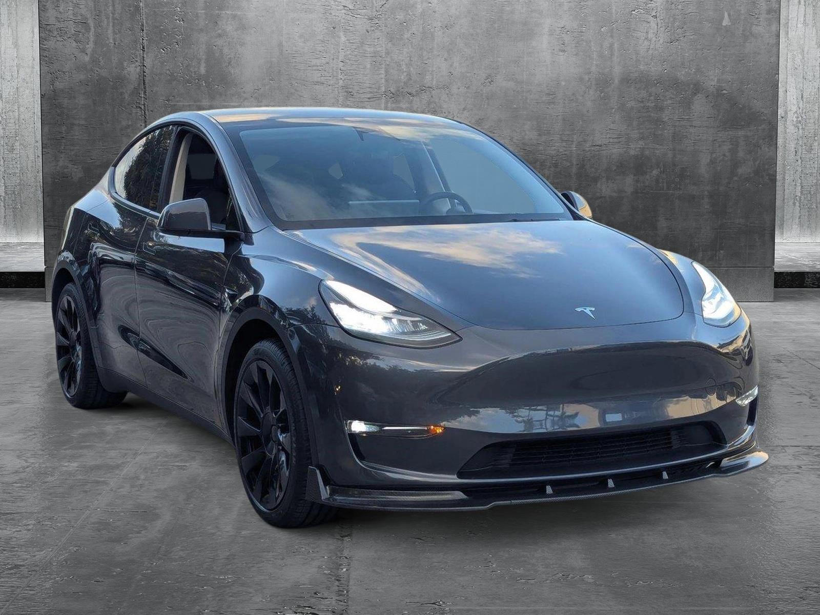 2023 Tesla Model Y Vehicle Photo in Pompano Beach, FL 33064