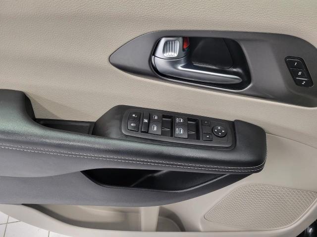 2023 Chrysler Pacifica Vehicle Photo in Oshkosh, WI 54901