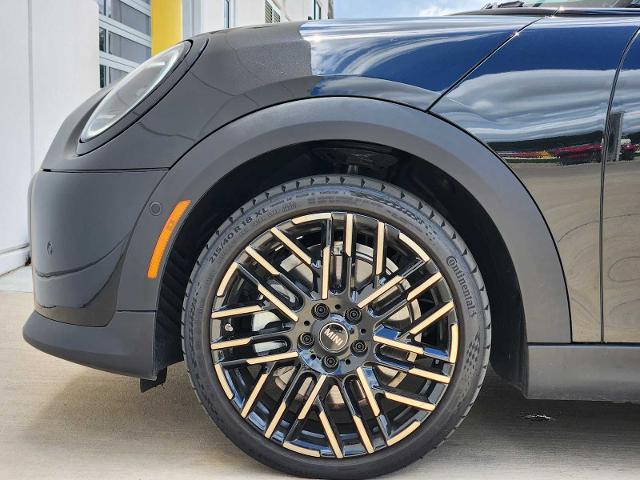 2025 MINI Cooper S Hardtop 4 Door Vehicle Photo in PLANO, TX 75024