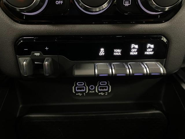 2021 Ram 1500 Vehicle Photo in APPLETON, WI 54914-4656