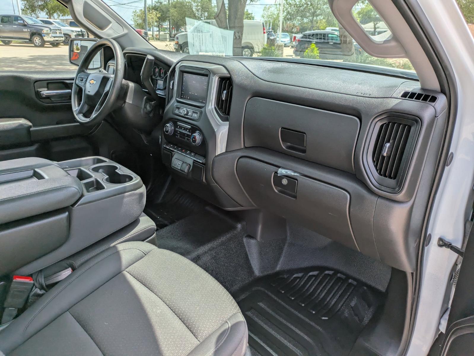 2024 Chevrolet Silverado 1500 Vehicle Photo in SELMA, TX 78154-1460