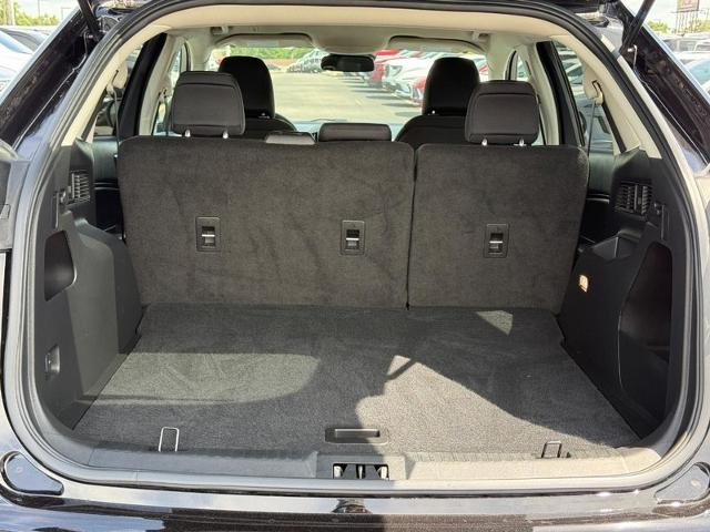 2024 Ford Edge Vehicle Photo in COLUMBIA, MO 65203-3903