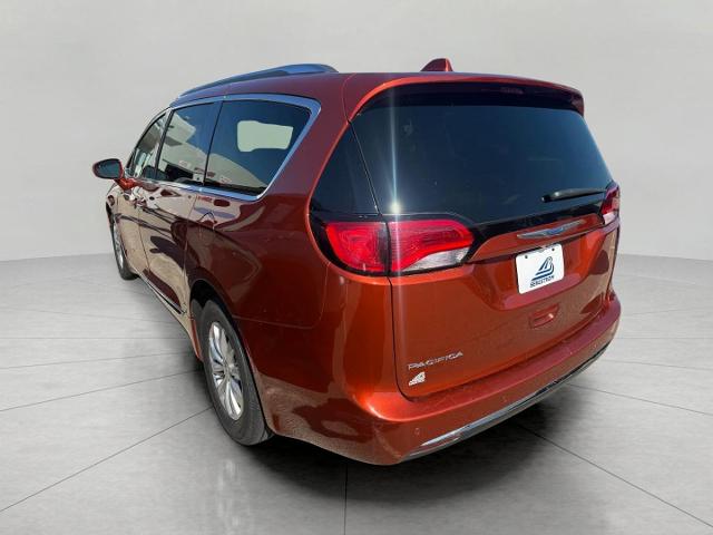 2018 Chrysler Pacifica Vehicle Photo in Kaukauna, WI 54130