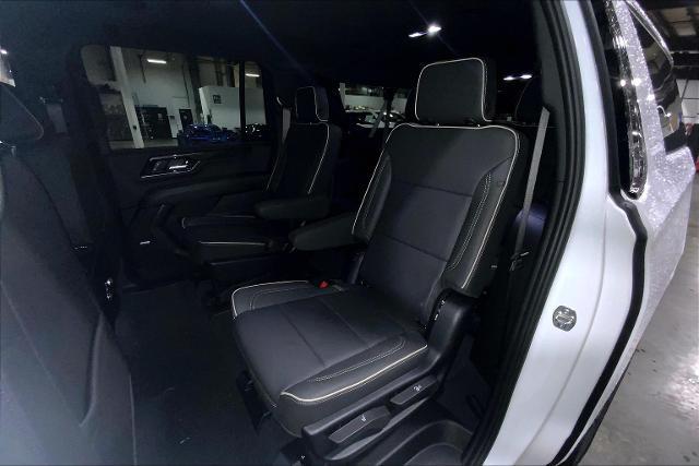 2025 GMC Yukon XL Vehicle Photo in KANSAS CITY, MO 64114-4545