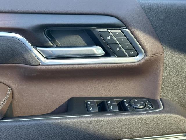 2025 GMC Sierra 2500 HD Vehicle Photo in COLUMBIA, MO 65203-3903