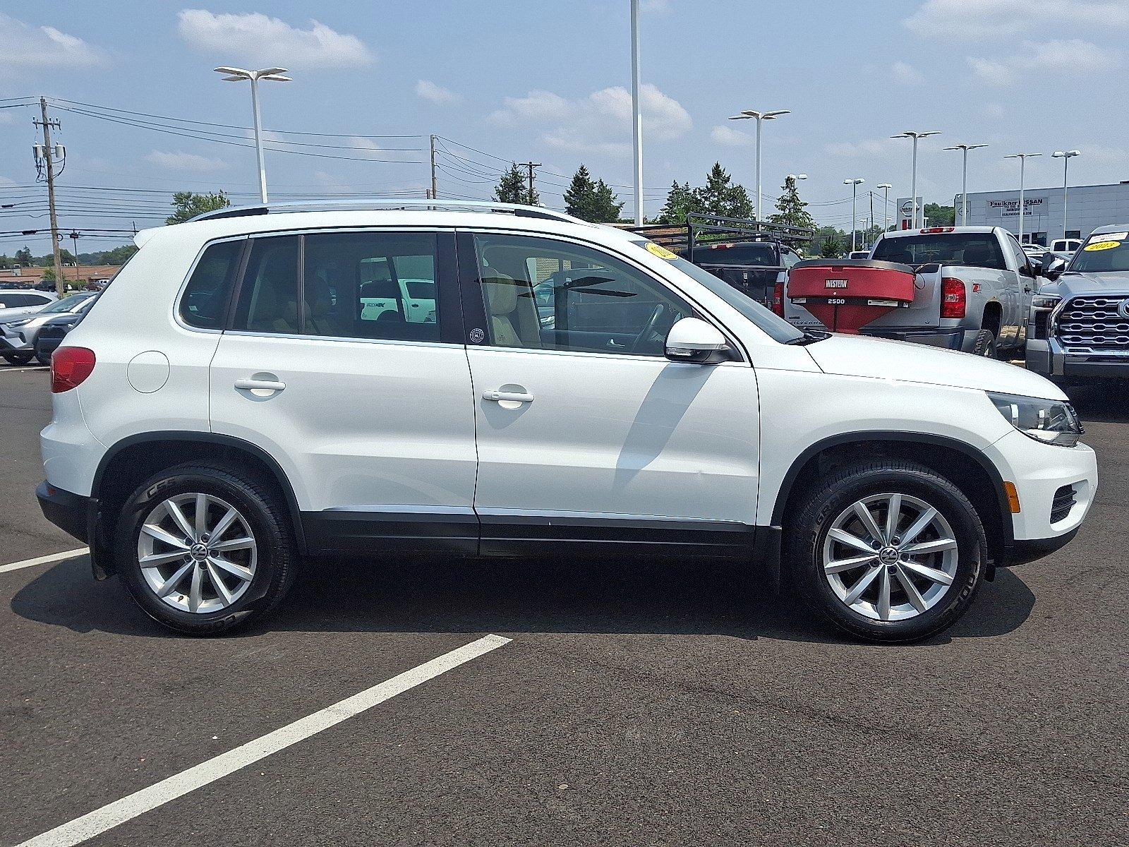 2017 Volkswagen Tiguan Vehicle Photo in Harrisburg, PA 17111